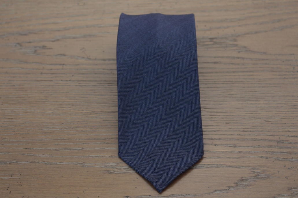 Cashmere tie